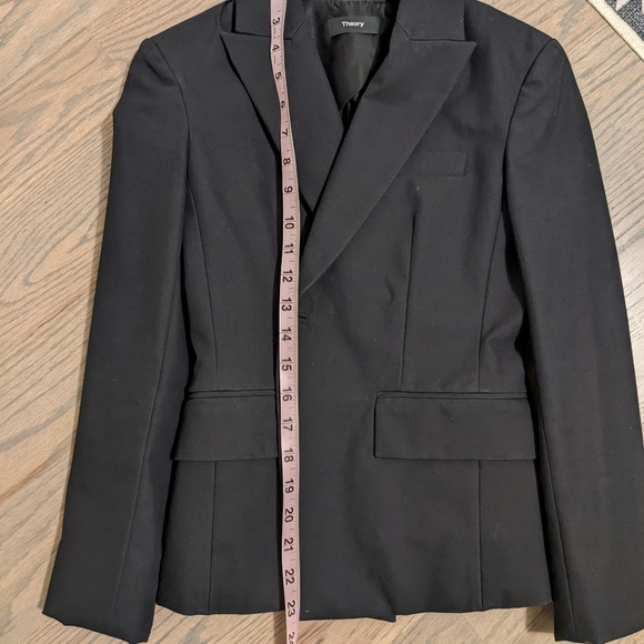 Theory Shrunken Blazer Size 00 Black (Petite Friendly) - Picture 4 of 5